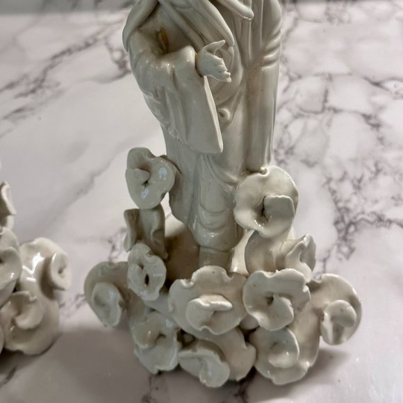 Pair of blanc de Chine porcelain figurines - Picture 6 of 16